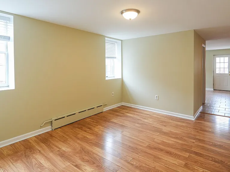 1627 S 10th St #2 — Photo 15