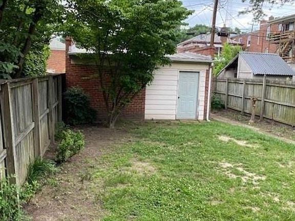 5th image of 3506 Patterson Ave APT 2