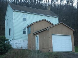 278 Riverside Dr, Elmora, PA 15737