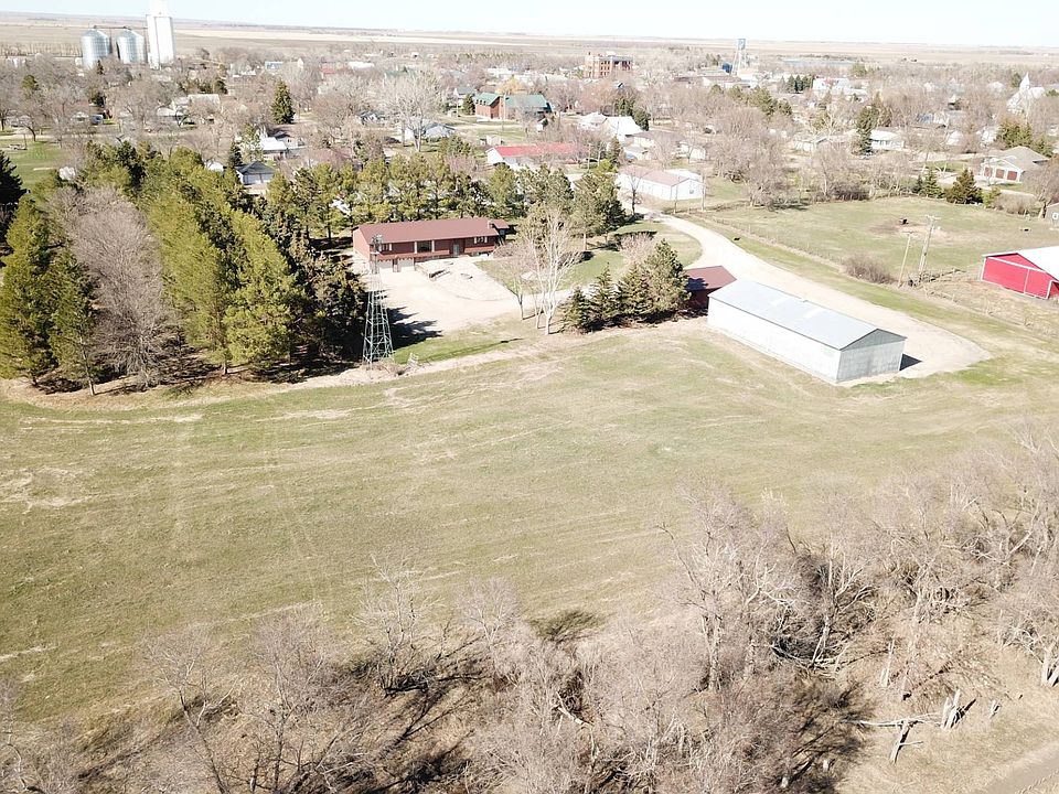 339 Grant St, Leola, SD 57456 MLS 11163521 Zillow