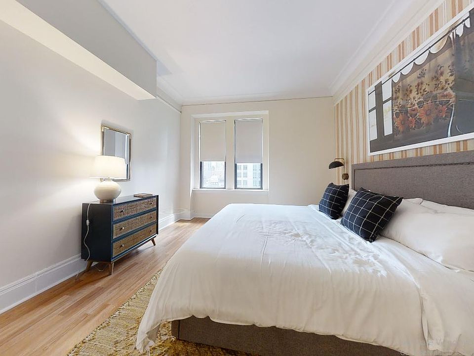 2nd image of 57 Boylston St #618