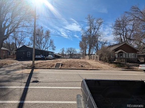 3rd image of 216 3rd Street SE