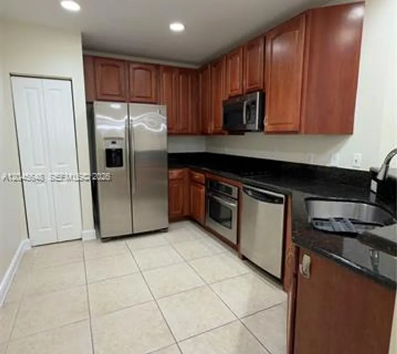 16100 Emerald Estates Dr #CU-281