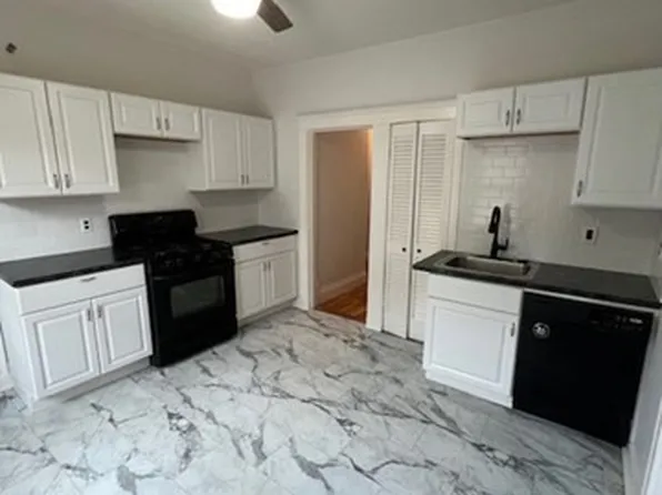 136 Homestead St, Dorchester, MA 02121
