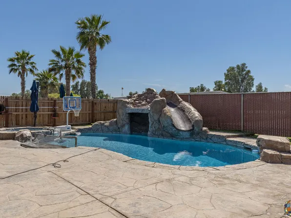 294 N 23rd St, El Centro, CA 92243
