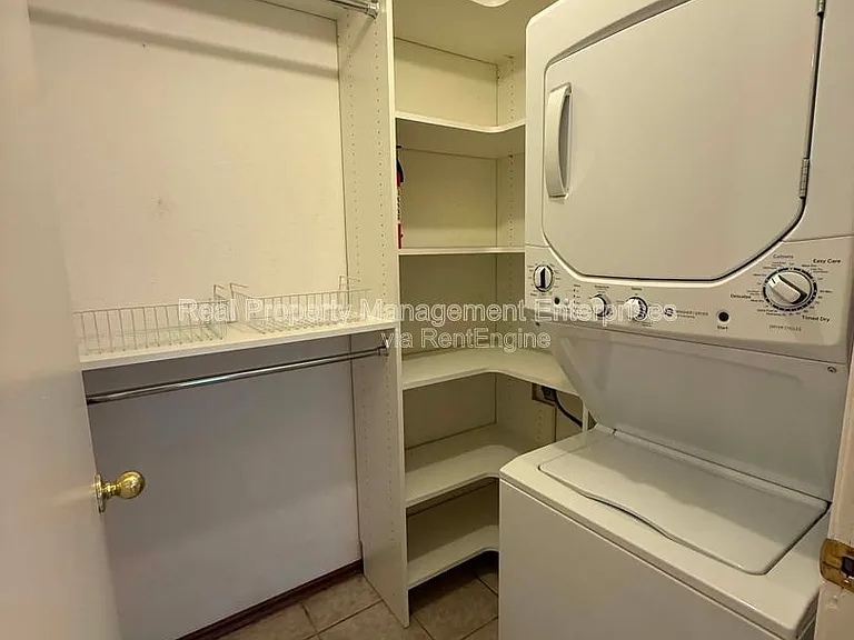 4101 Heritage Place Dr — Photo 25