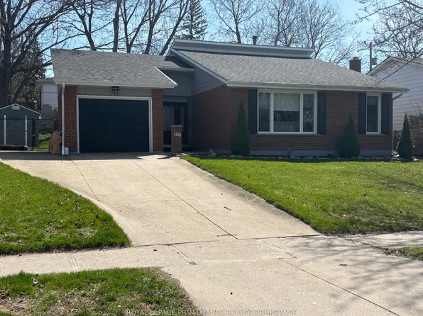 774 High Gate Park Dr, Kingston, ON K7M 5Z8