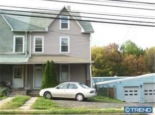 532 Davisville Rd, Willow Grove, PA 19090