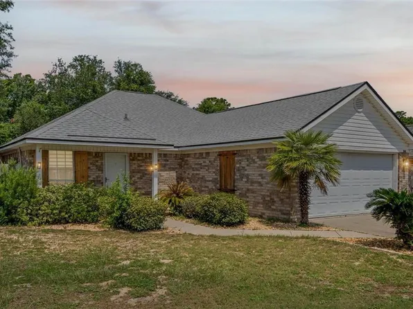 1341 Hardwood Dr W, Gulf Shores, AL 36542