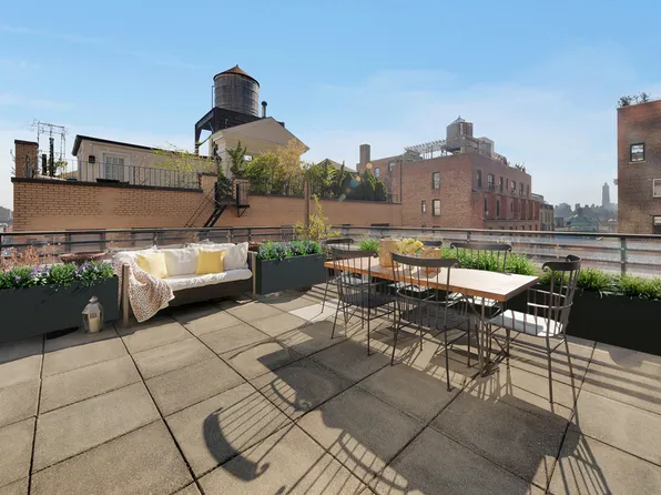 45 West 67th Street 9H image 3 of 13