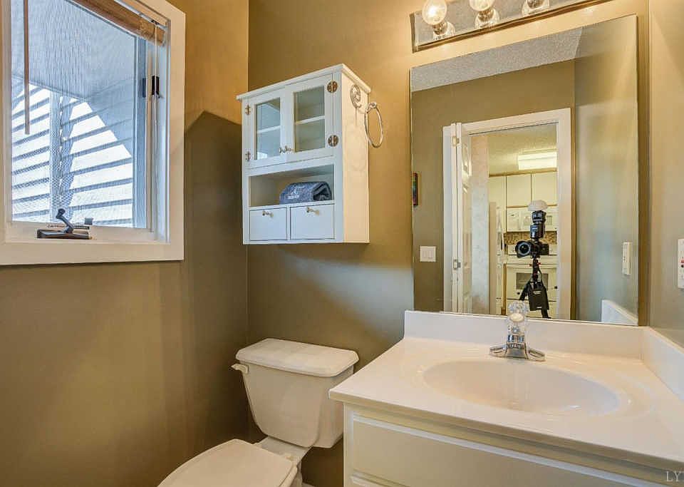 1st image of 272 Blarney Stone Ct