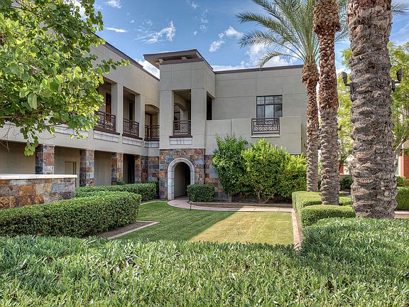 3rd image of 2 Biltmore Estates Dr Unit 203
