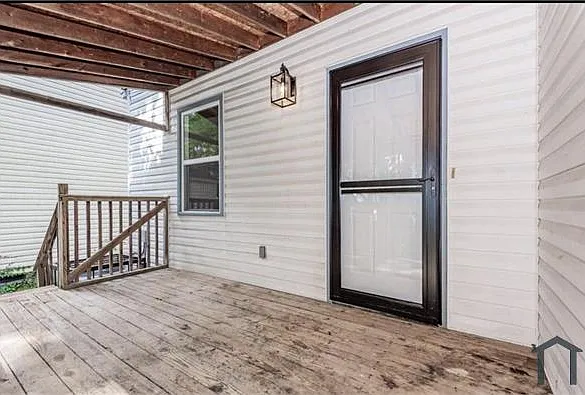 819 S 23rd St — Photo 12