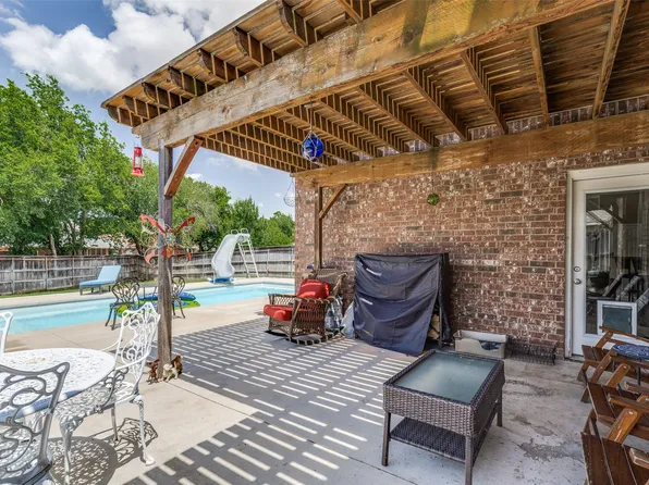 2501 Great Bear Ln, Denton, TX 76210