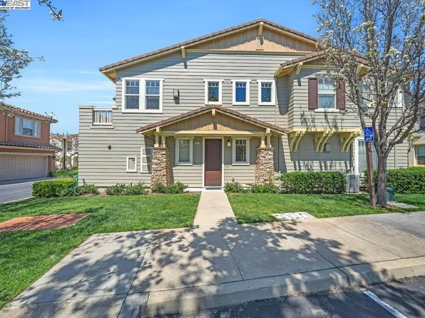 49076 Larkspur Ter, Fremont, CA 94539