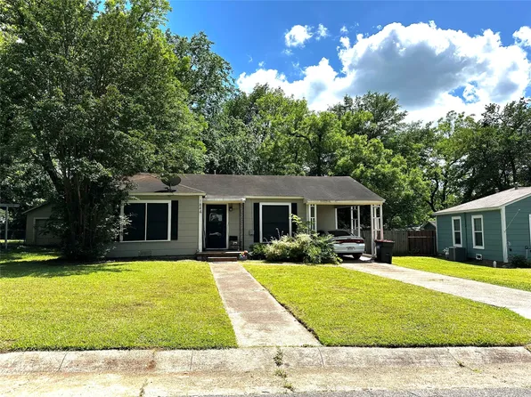 1840 E Washington St, Paris, TX 75460