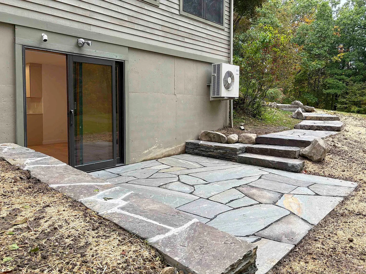 1 bed, 800 sqft, $2,900 — Photo 2