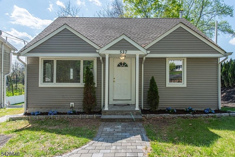 1st image of 537 Dell Rd
