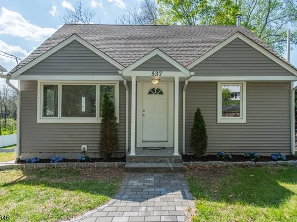 537 Dell Rd, Landing, NJ 07850