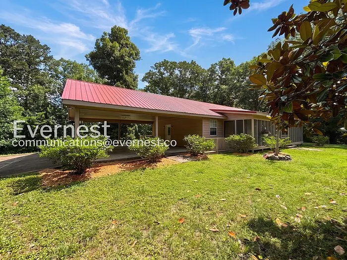 466 Hays Hollow Rd — Photo 1