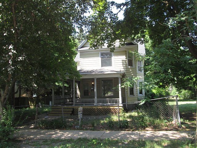 1st image of 710 N Winnebago St