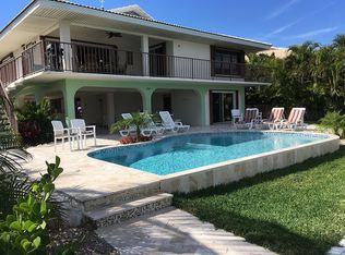 320 11th St, Key Colony Beach, FL 33051