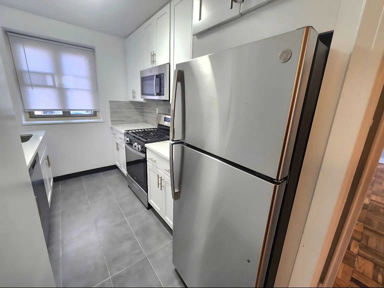 1 bed, 875 sqft, $2,350 — Photo 4