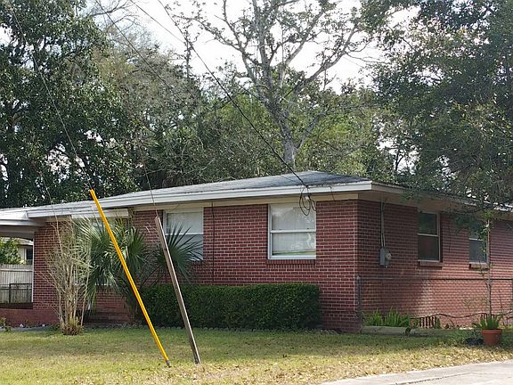 4th image of 6110 Woodside Dr