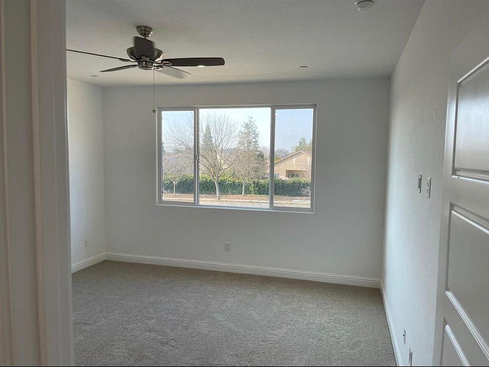 1st image of 2341 S Claremont Ave
