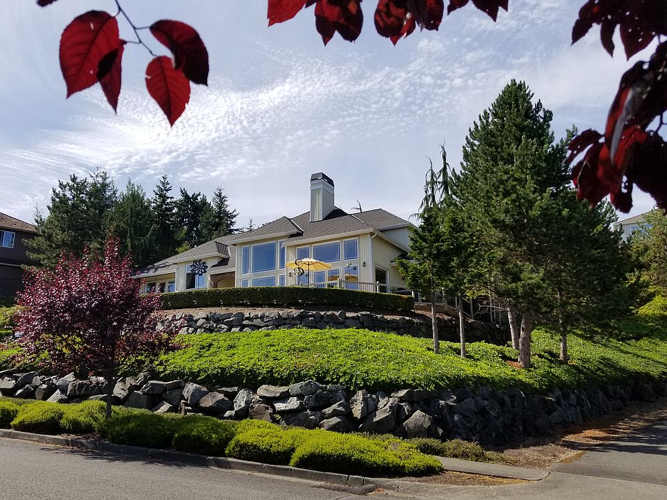 1st image of 4224 Country Club Dr NE