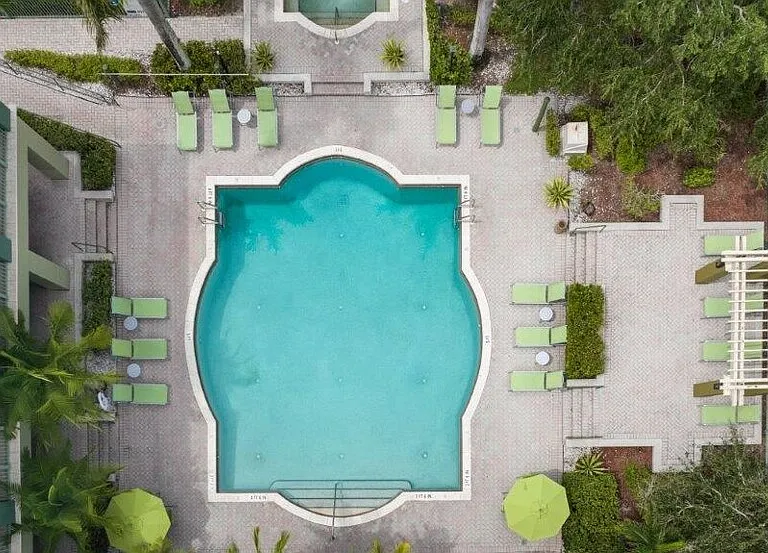Club Mira Lago Apartments — Photo 2