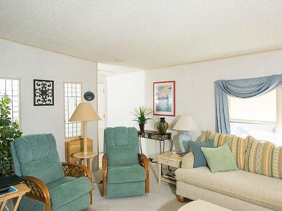 4th image of 616 Royal Tern Dr