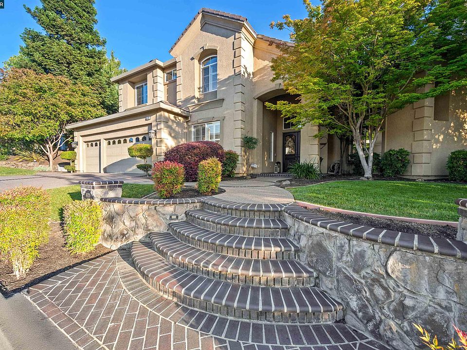 1st image of 1020 Pebble Beach Dr
