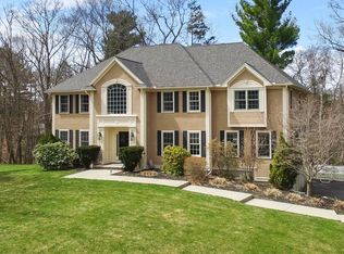 5 Freemont Ln, Andover, MA 01810