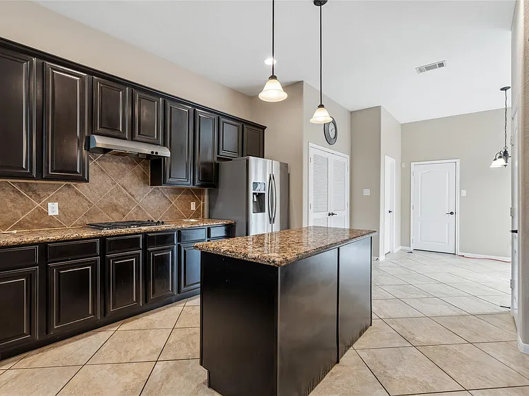 9131 Solvista Pass Ln — Photo 6