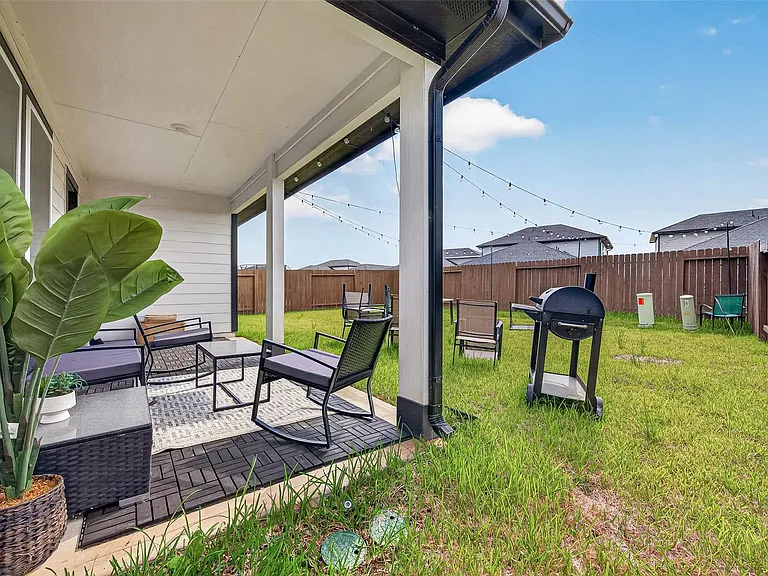 4222 Zeke Estates Ln — Photo 43