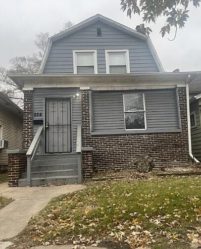 1st image of 824 Tyler St