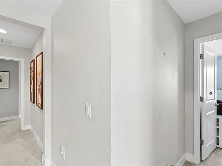4545 Scarlet Loop — Photo 31