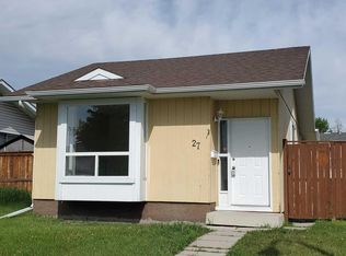 27 Aberdare Cres NE, Calgary, AB T2A 6T5