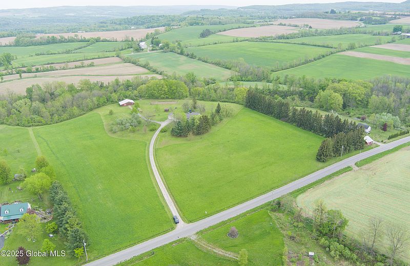 4th image of 300 Egelston Road