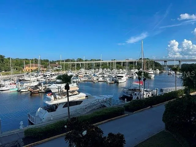 102 Yacht Harbor Dr #264 — Photo 33