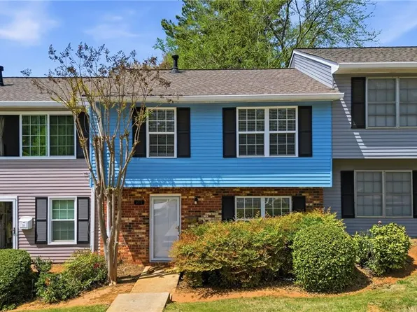 393 Promenade Ct SW, Marietta, GA 30064