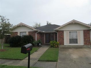 11130 Woodvine Ln, New Orleans, LA 70128