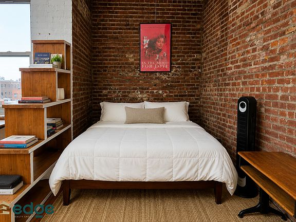 4th image of 385 Troutman St #408