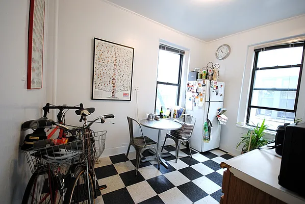 Rented by Bold New York | media 14