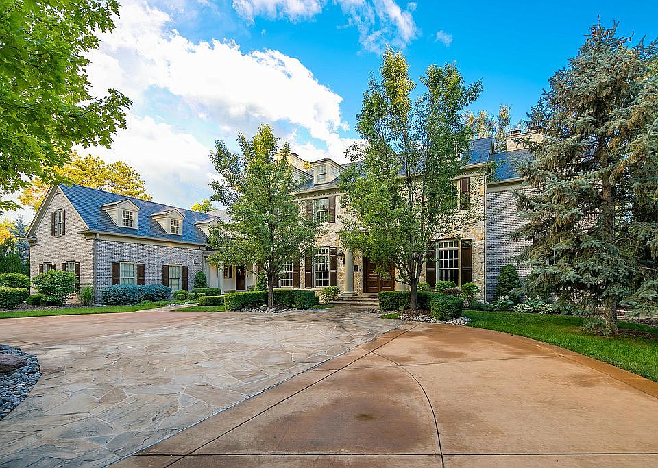 1st image of 40 Polo Club Cir