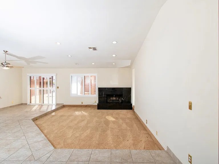 64337 Doral Dr — Photo 4