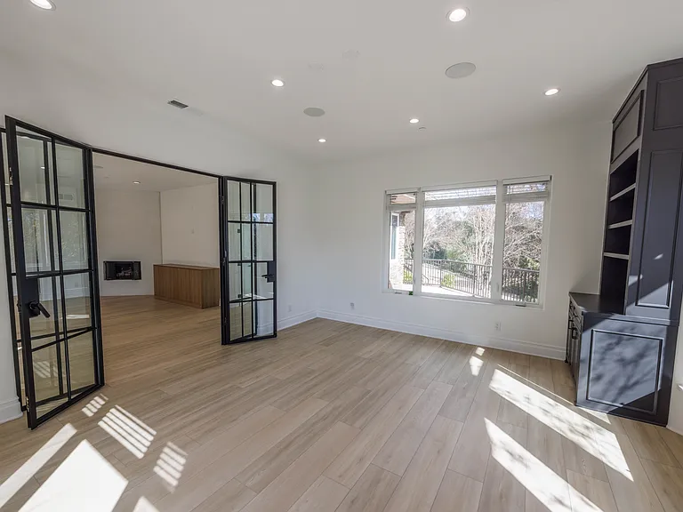 6029 Fairview Pl — Photo 36