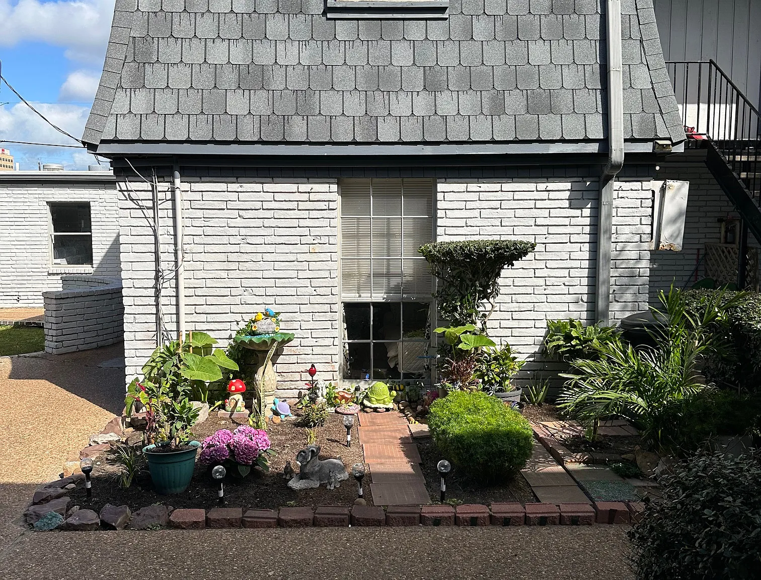 Palm Shore Apartments — Photo 4