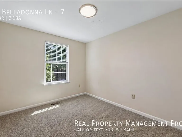 2 Belladonna Ln #7 — Photo 18